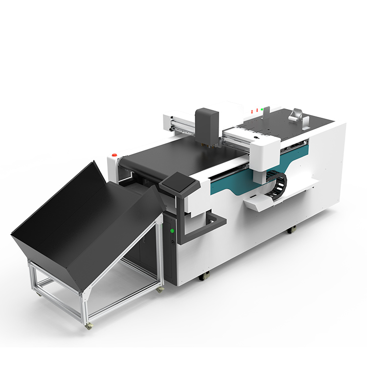 The mini size cutting plotter with the auto pick up table