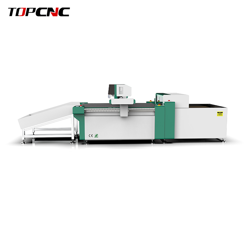 The Cutting Plotter with the Auto Pick Up Table 